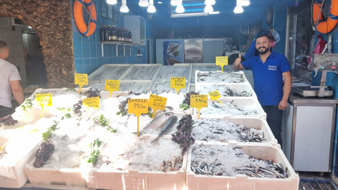 Deniz olmayan Iğdır&#039;da balıklar tezgahtaki yerini aldı