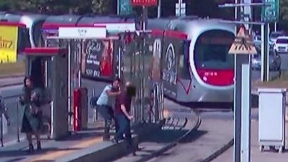 Güvenlik görevlisinin dikkati vatandaşın hayatını kurtardı