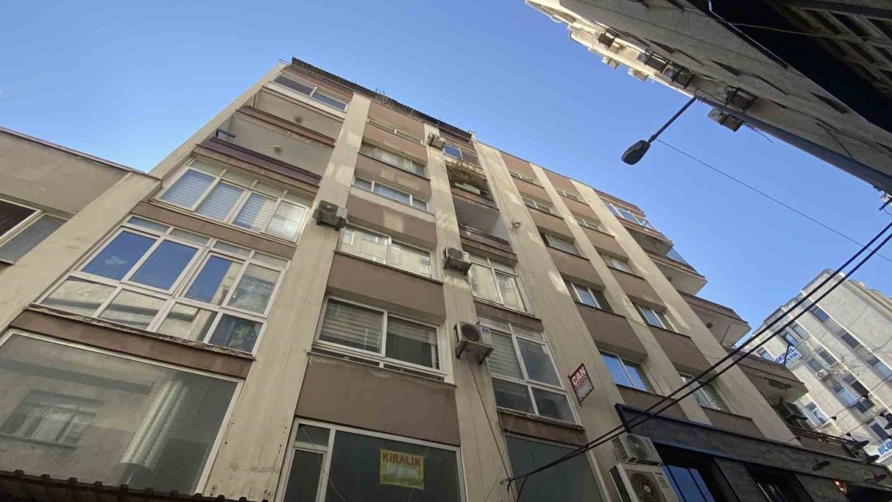 Mersin’de İntihar Girişimi: 73 Yaşındaki Adam Hayatını Kaybetti