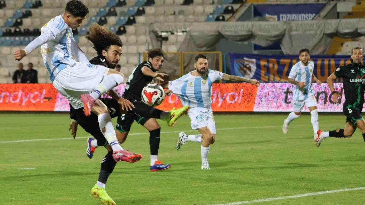 Erzurumspor FK ve Sakaryaspor Berabere Kaldı