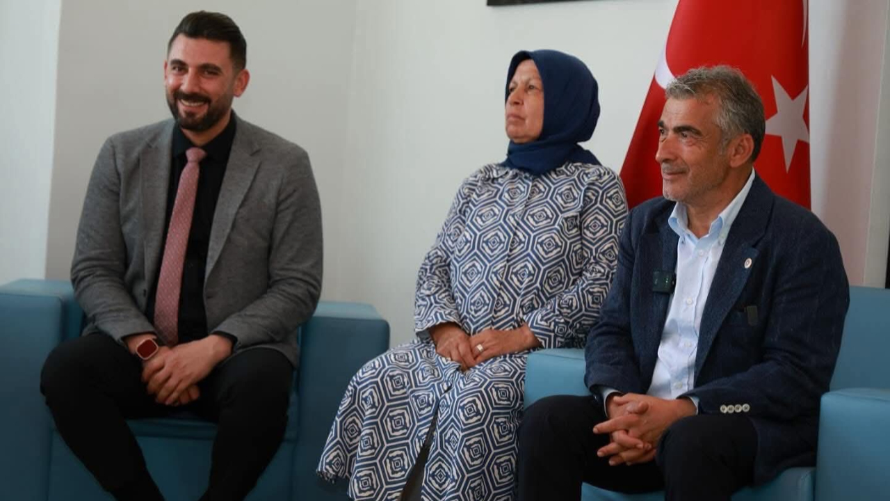 AK Parti Iğdır Milletvekili Cantürk Alagöz’den Adana’da Şehit Aileleri ve Gazilere Ziyaret