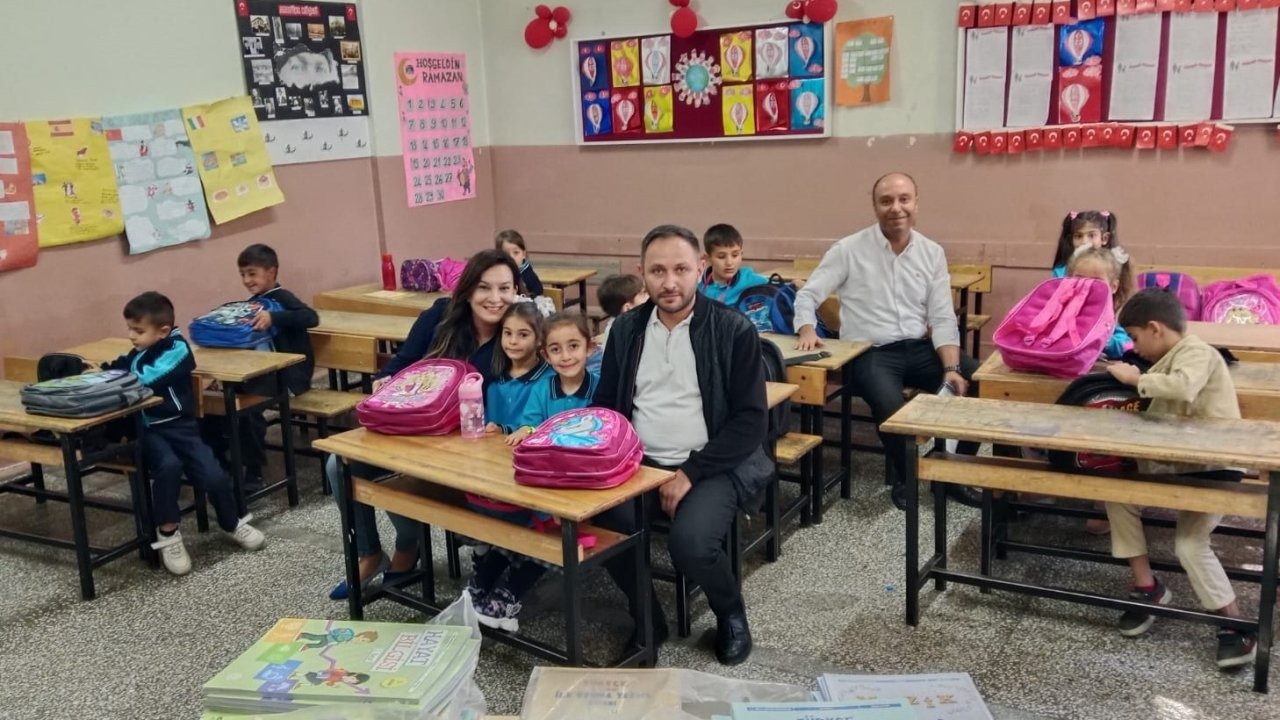 Genç İş İnsanı Muzaffer Hararlı ve Arkadaşlarından Köy Okullarına Anlamlı Destek