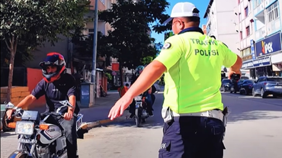 Iğdır’da Motosiklet Sürücülerine Yönelik Denetimler Arttı