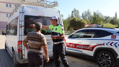 Iğdır’da Okul Servis Araçları ve Şoförlerine Sıkı Denetim