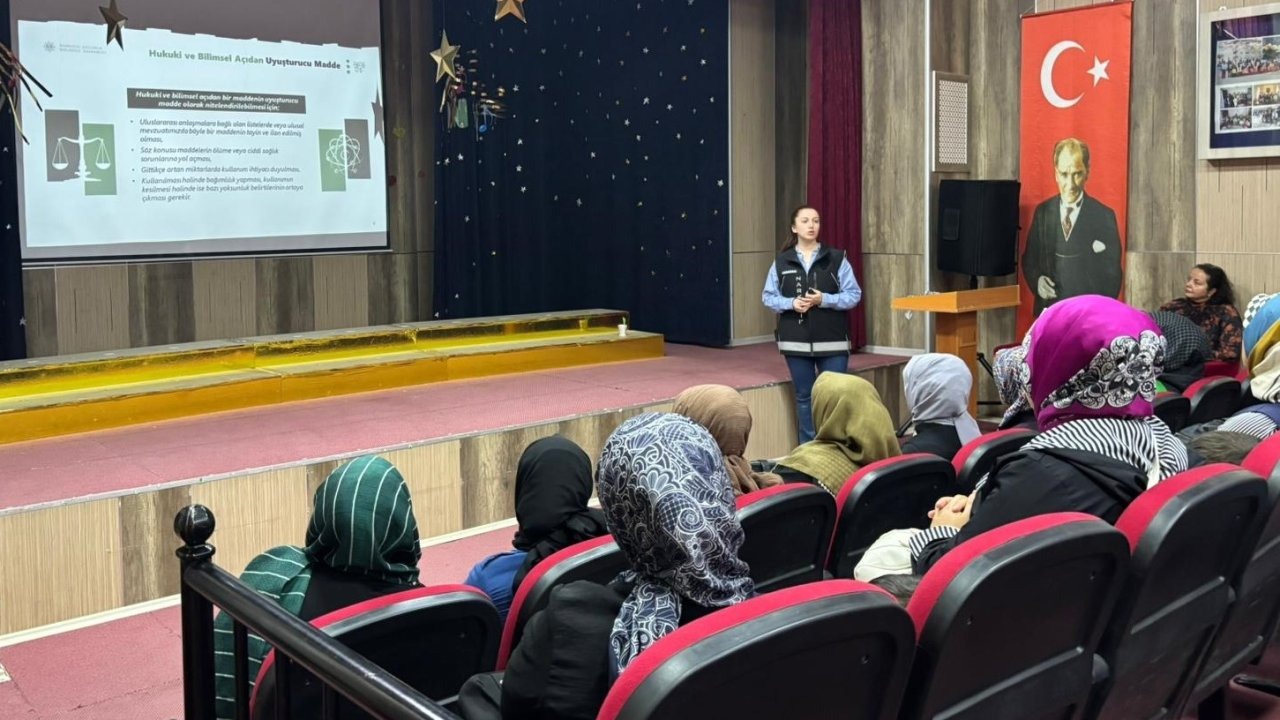 Ardahan&#039;da &quot;En İyi Narkotik Polisi Anne&quot; Projesi Eğitimi