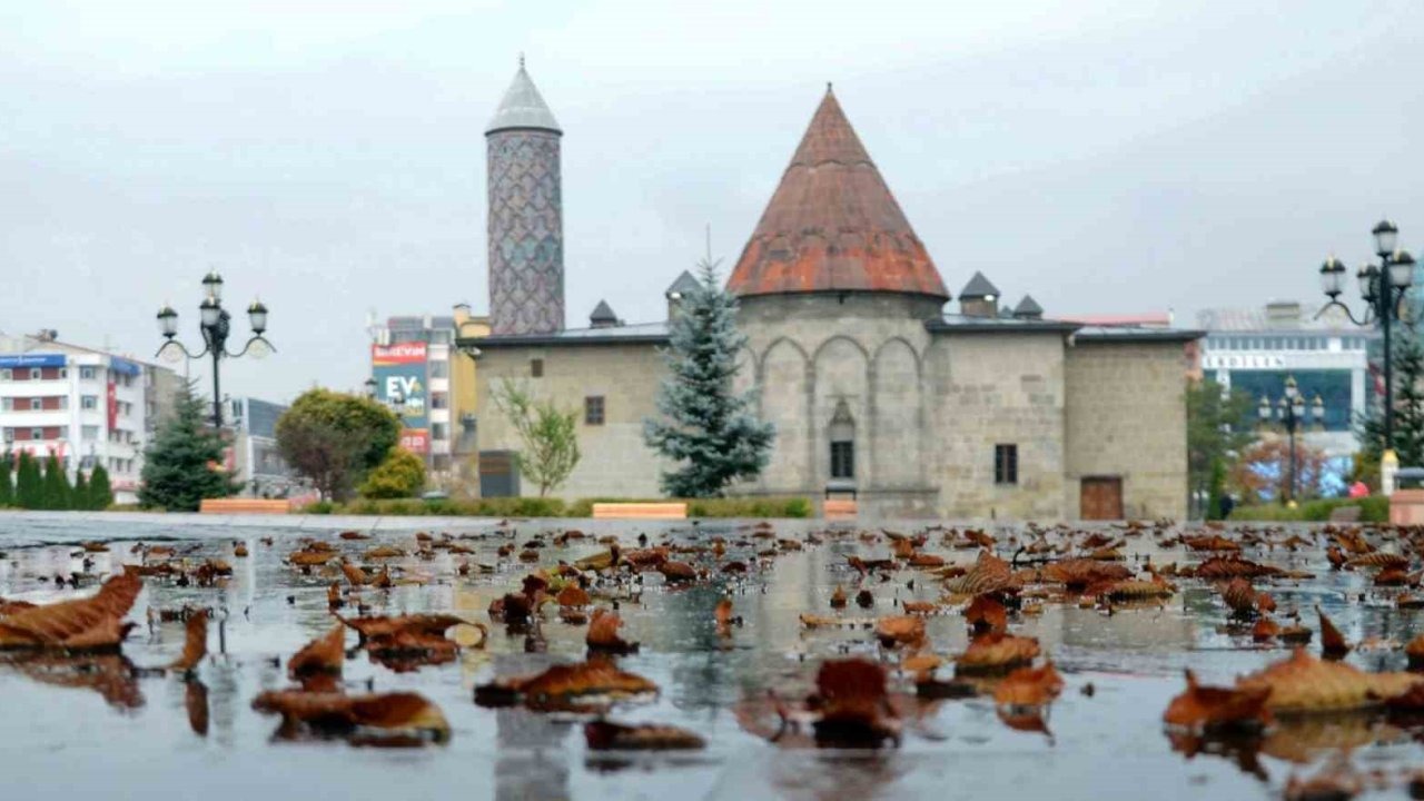 Erzurum ve Çevresine Kuvvetli Rüzgar Uyarısı