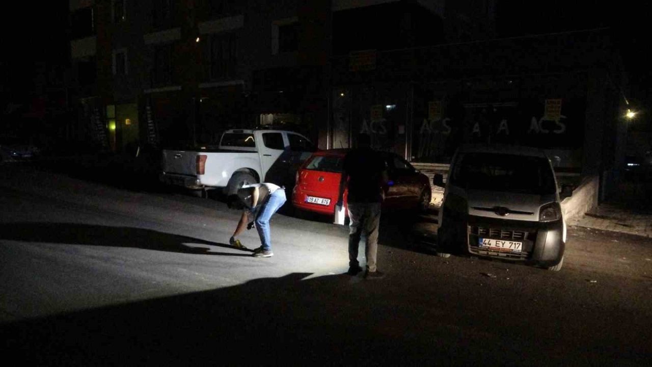 Malatya’da 12 kişinin karıştığı trafik tartışması kanlı bitti: 3 yaralı, 5 gözaltı