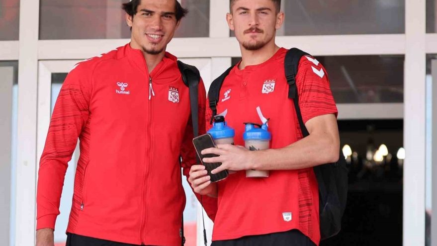 Sivasspor kafilesi Van’a gitti