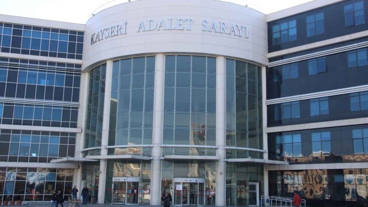 Sahte ehliyetle kiralık aracı satmaya çalışan şahsa 5 yıl hapis cezası