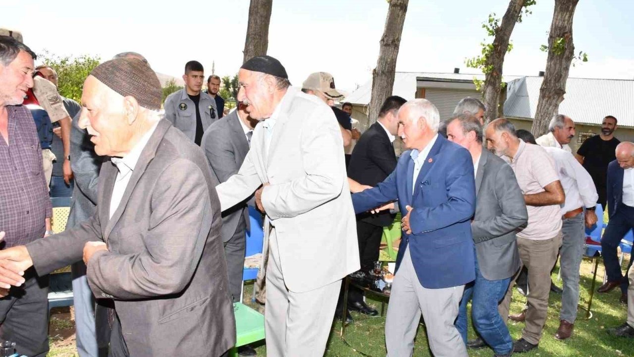 Patnos&#039;ta Husumet Sona Erdi: Baban ve Yıldırım Aileleri Barıştı