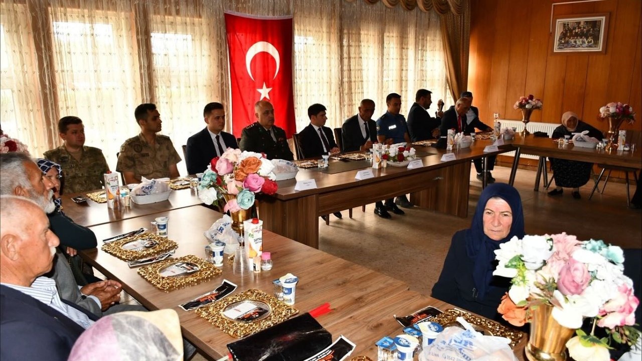 Aralık Kaymakamı Gülnar, gazileri unutmadı