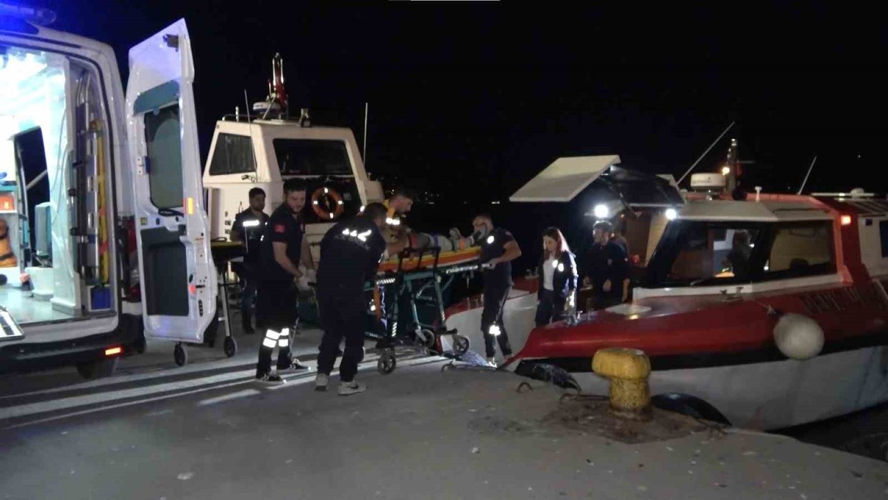 Büyükada'da Tekne Kazası: 1 Yaralı