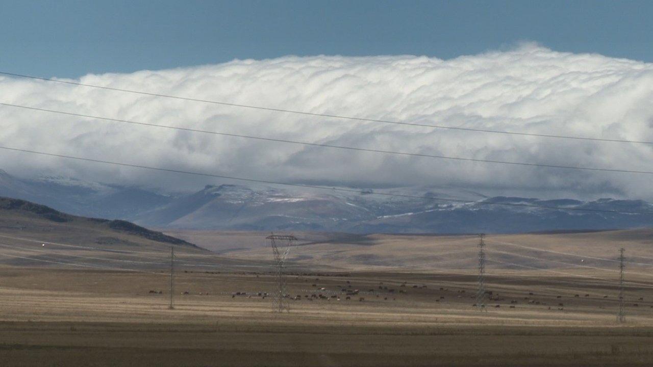 Kars&#039;ta Mevsimin İlk Karı Yağdı: Hava Sıcaklıkları Aniden Düştü