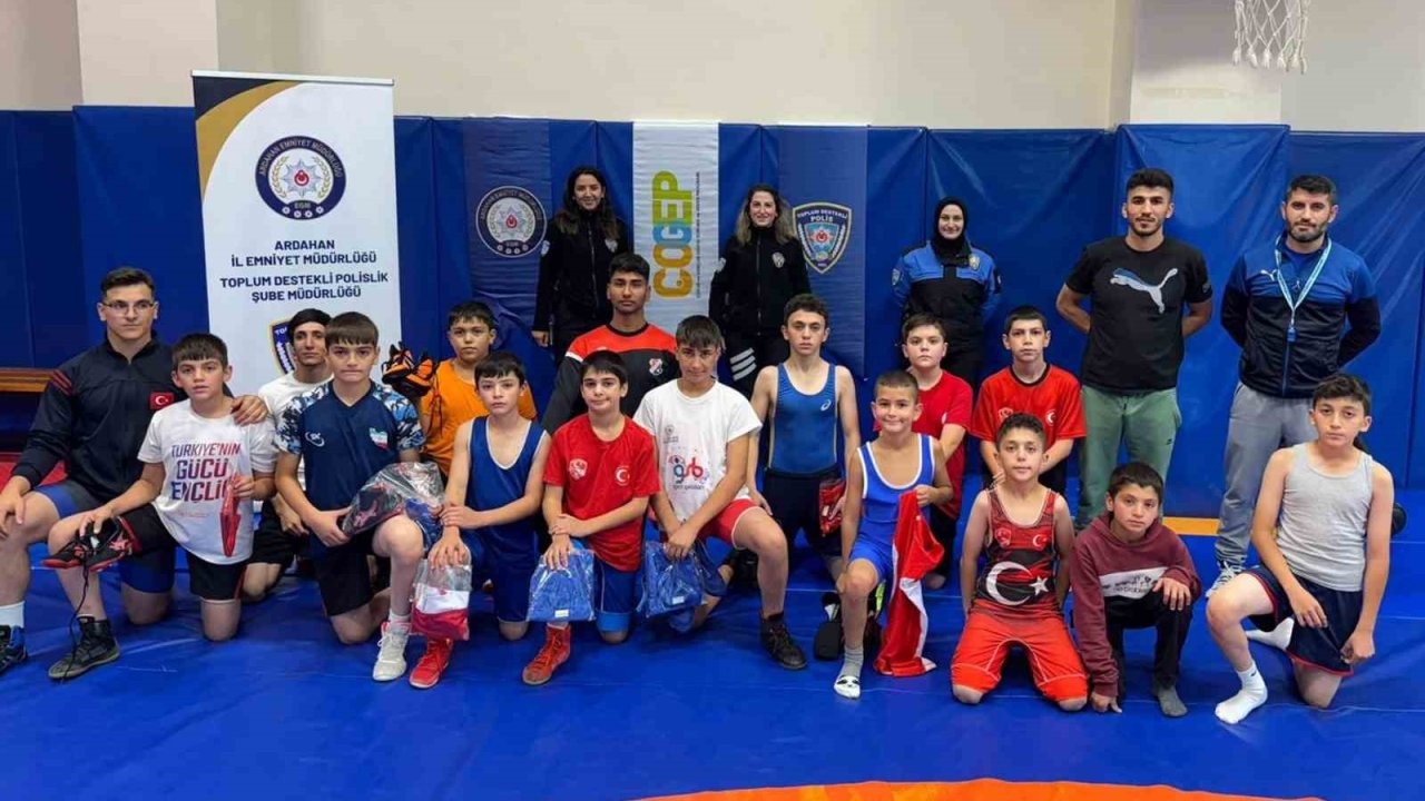 Ardahanlı Gençler ÇOGEP Projesiyle Yeteneklerini Geliştiriyor