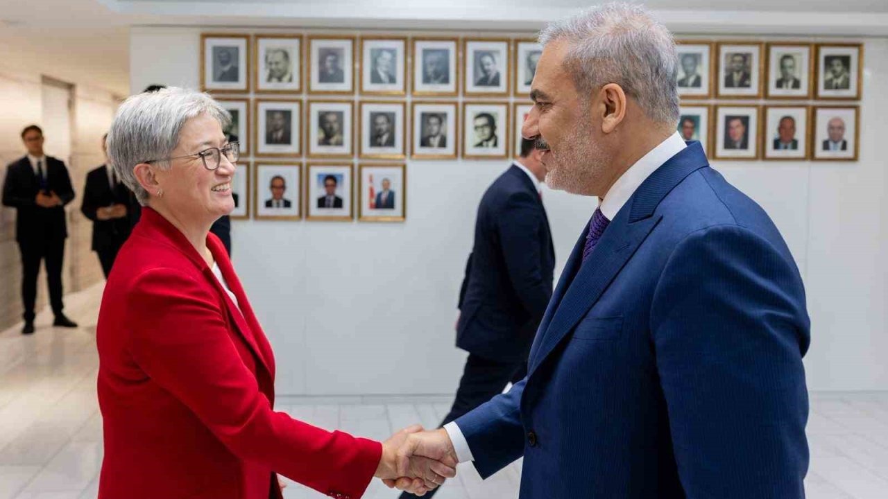 Bakan Fidan, Avustralya Dışişleri Bakanı ile Görüştü