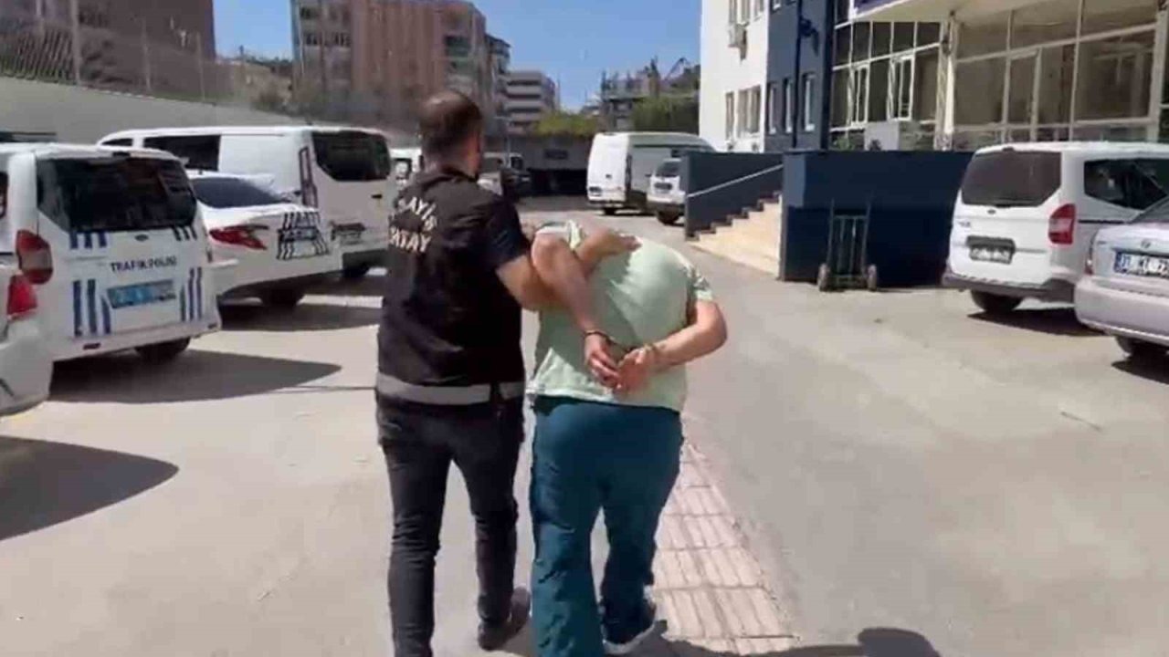 İskenderun'da Kaçakçılık Suçundan Aranan Şahıs Yakalandı
