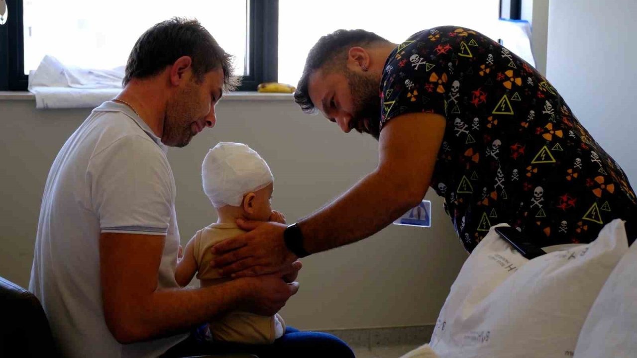 Beyin kanaması geçiren Çınar bebek doktorun hızlı müdahalesiyle şifa buldu
