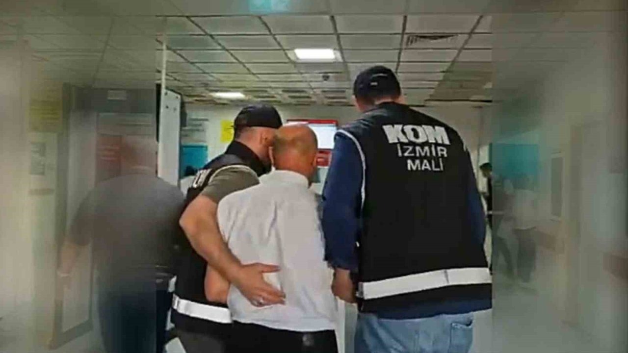 İzmir&#039;de Yolsuzluk Davasında 5 Sanık Tahliye Edildi