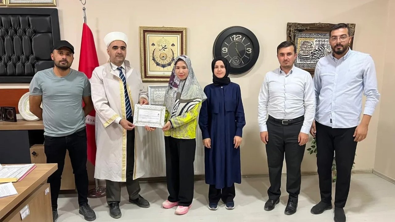 Vietnam Asıllı Thi Hoa Chau, Yüksekova'da Müslüman Oldu