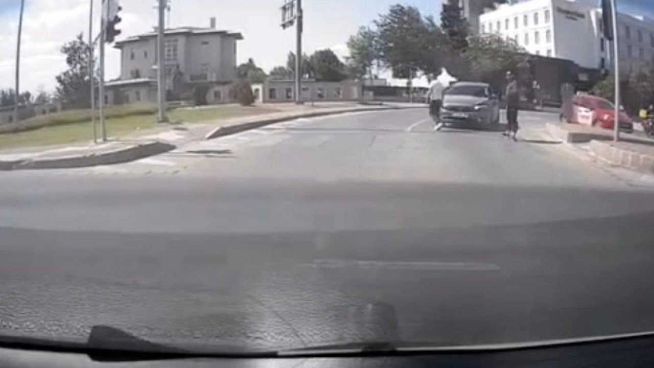 Çanakkale&#039;de Trafik Tartışması Kavgaya Dönüştü