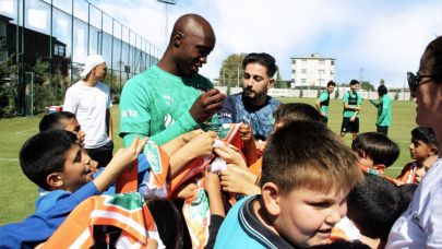 Iğdır'da Anlamlı Buluşma: Köy Okulu Öğrencileri Futbol Kulübü Tesislerinde Ağırlandı