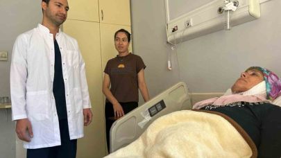 15 Yıllık Yüz Felci Son Buldu: Muşlu Hasta, Van'da 12 Saatlik Ameliyatla Yeniden Gülebilecek
