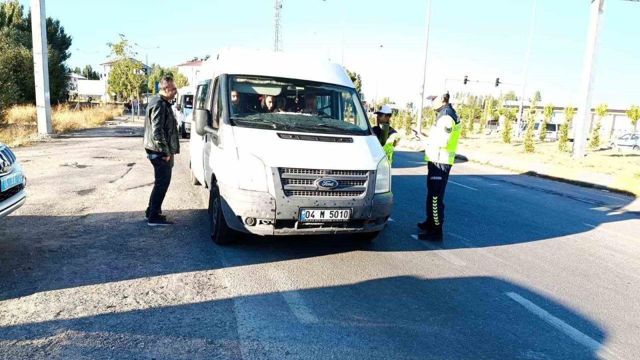 Patnos’ta Öğrenci Servislerine Kapsamlı Güvenlik Denetimi