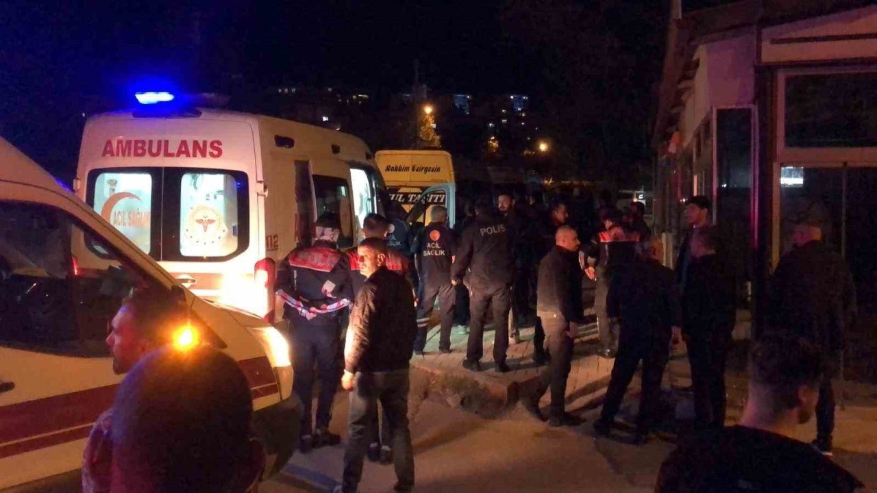 Elazığ’da Sopalı Kavga: 3 Kişi Yaralandı