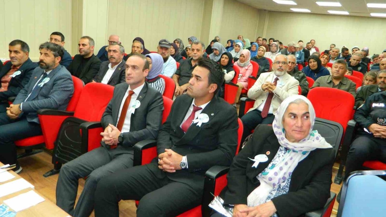 Posof’ta Peygamber Efendimiz (S.A.V) Anıldı: Yoğun Katılımlı Program Düzenlendi