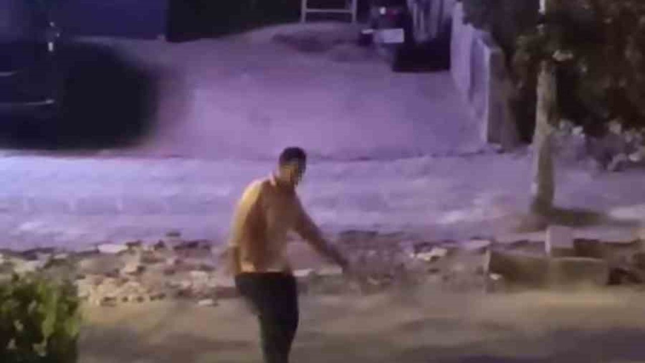 Hatay’da Akılalmaz Olay: Alkollü Şahıs Yola Kaldırım Taşı Koyarak Trafiği Tehlikeye Attı