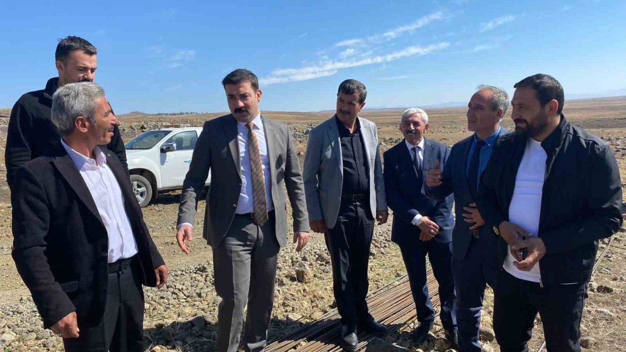 Arpaçay Kaymakamı Akköz, Köylerdeki Hizmet ve Yatırımları Yerinde İnceledi