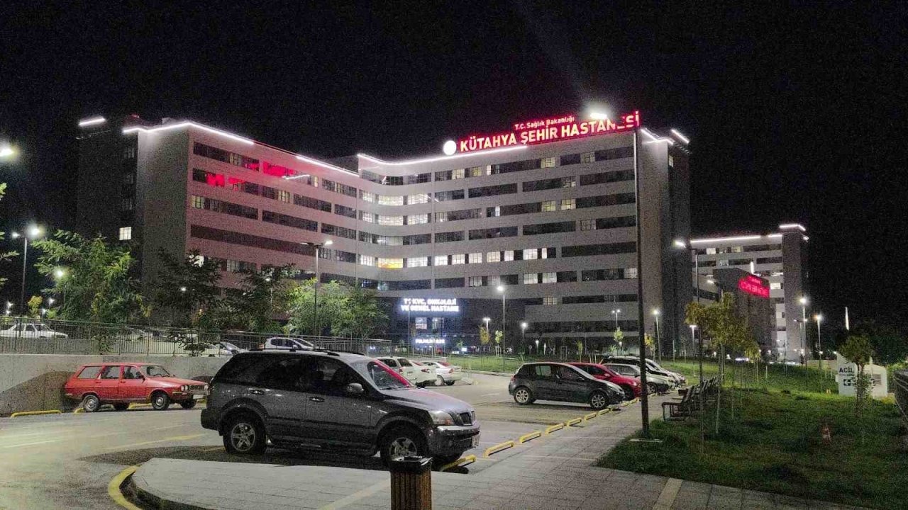 Kütahya'da Düğün Yemeği Zehirlenmesi Şüphesi: 21 Kişi Hastaneye Başvurdu