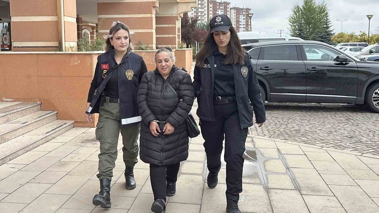 Bir Gün Boyunca Yalnız Bırakılan Bebeğin Ölümüne Hapis Cezası: Anneye 22 Yıl