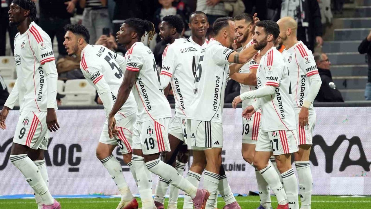 Beşiktaş Evinde Dur Durak Bilmiyor: Kocaelispor’u 3-1’le Geçip Derbi Öncesi Moral Depoladı
