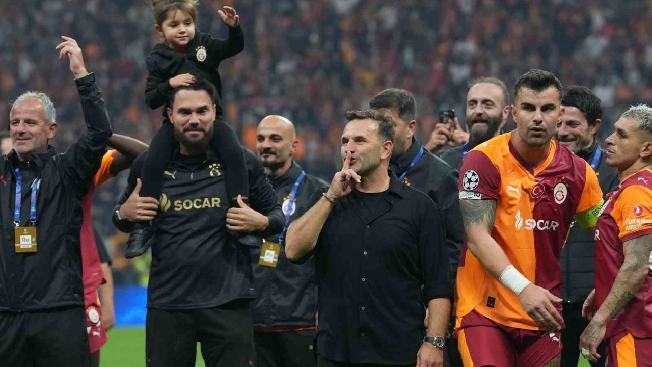 Galatasaray’dan Tarihi Zafer: Liverpool’u Devirdiler, Taraftarla Coşkuyu Paylaştılar