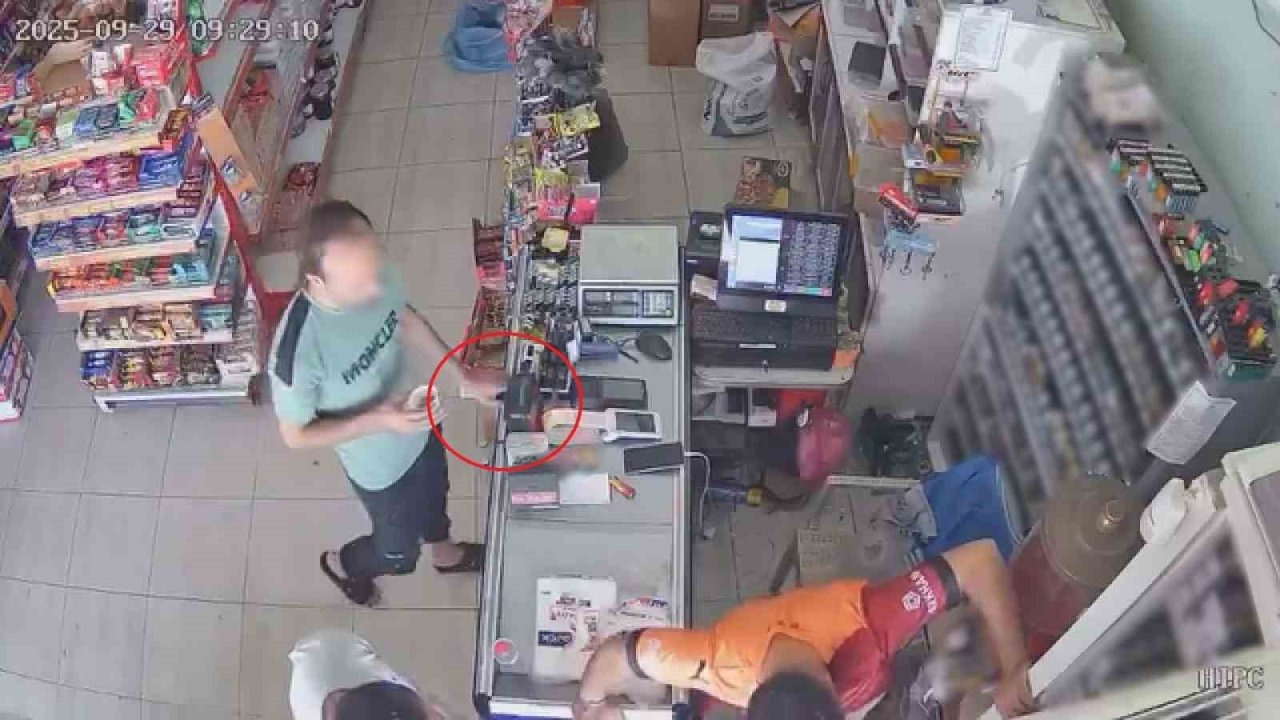 Hatay’da Marketten 800 TL Değerinde Çakmak Çalındı