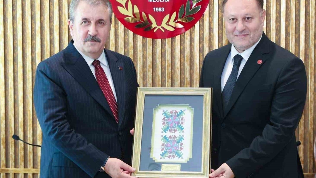 KKTC Meclis Başkanı Öztürkler: “İki Devletli Çözümden Geri Adım Yok”