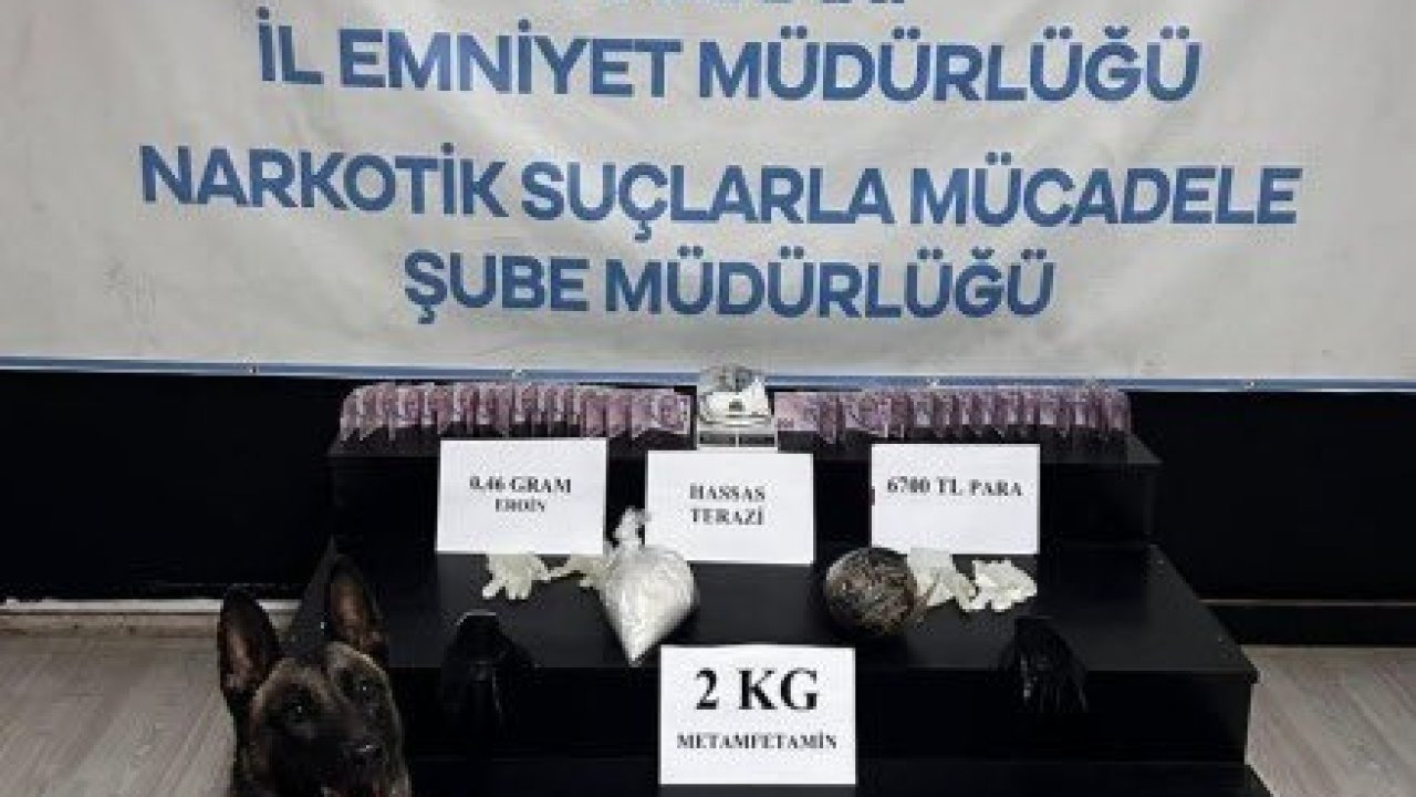 Hakkari’de 26 Kilo Uyuşturucu Madde Ele Geçirildi: 22 Gözaltı