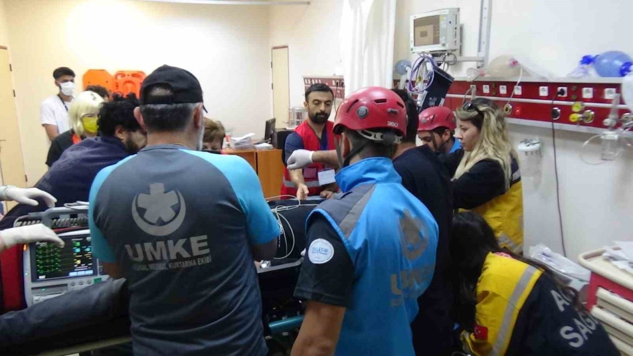 Kars'ta Gerçeği Aratmayan HAP Tatbikatı: Ekiplerin Performansı Beğeni Topladı