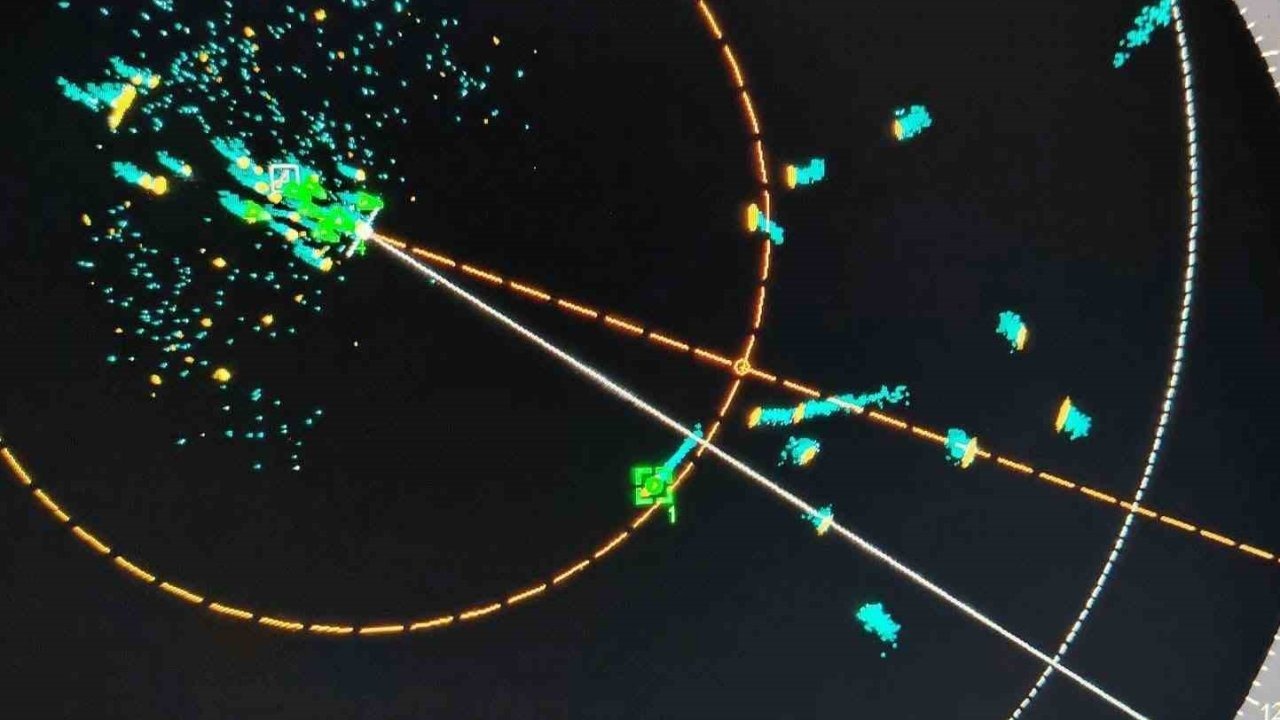 İsrail Gemileri &#039;Küresel Sumud Filosu&#039;na Yaklaşıyor: Müdahale Alarmı