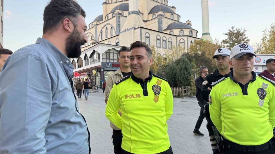 Ağrı İl Emniyet Müdürü Göksel Önder'den Trafik Hamlesi: Sorunlara Yerinde Çözüm Arayışı