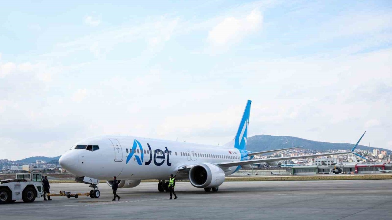 AJet'in Fabrika Çıkışlı 5. Uçağı İstanbul’a İndi: Filo Gençleşiyor