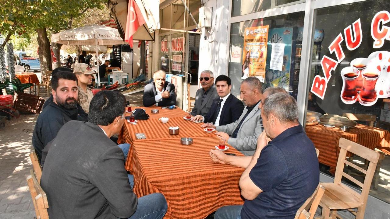 Aralık Kaymakamı Gülnar Esnafla Bir Araya Geldi