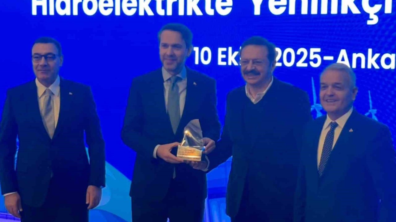Bakan Bayraktar&#039;dan Nükleer Vurgusu: &quot;Sanayimiz Nükleer Enerjiden İstifade Etmeli&quot;