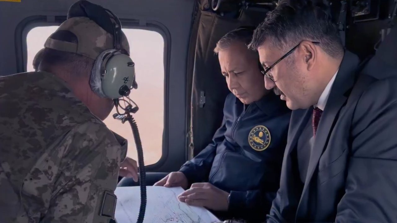 Bakan Yerlikaya, Hakkari Sınırında Güvenlik Toplantısı Yaptı