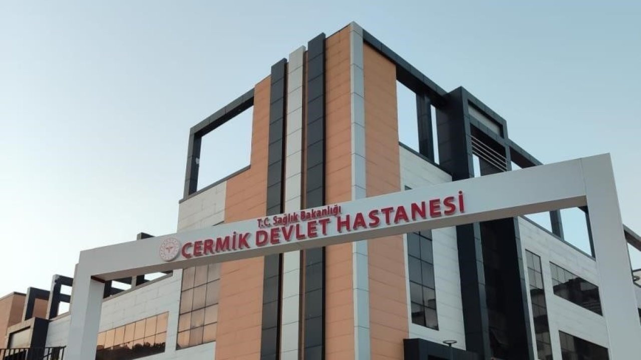 Dehşet Veren Saldırı: Motosikletli Şahıs, Araçtan İndirdiği Kadını Bıçaklayıp Kaçtı