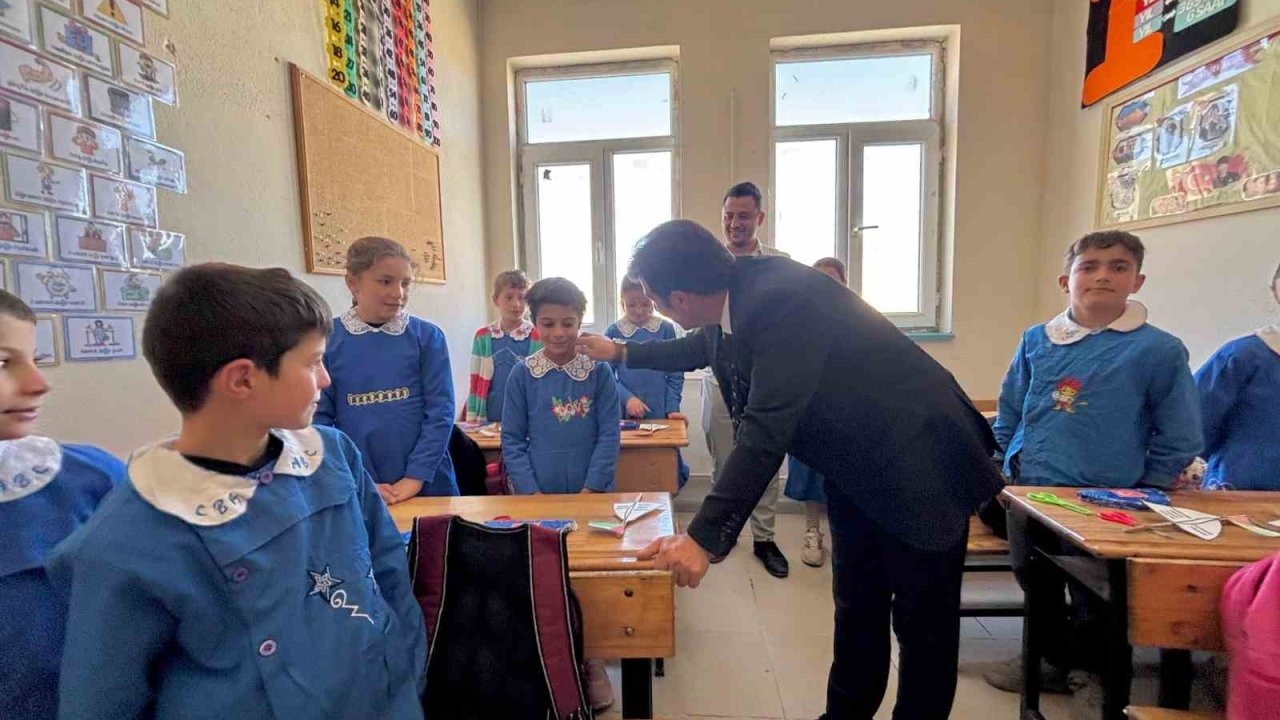 Diyadin İlçe Milli Eğitim Şube Müdürlerinden Karapazar Ortaokulu&#039;na Ziyaret