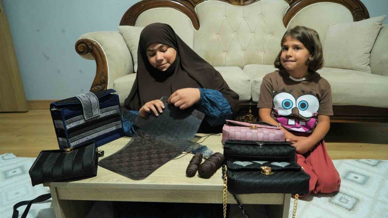 Engelleri Aşan Azim: Muşlu Tuana (15), El Emeği Çantalarla Kendi Telefonunu Aldı