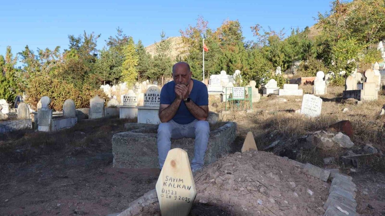 Erzurumlu Gurbetçi Kardeşlere Ölüm Şoku: Babalarının Cenazesinde Kendilerinin &quot;Ölü&quot; Olduğunu Öğrendiler