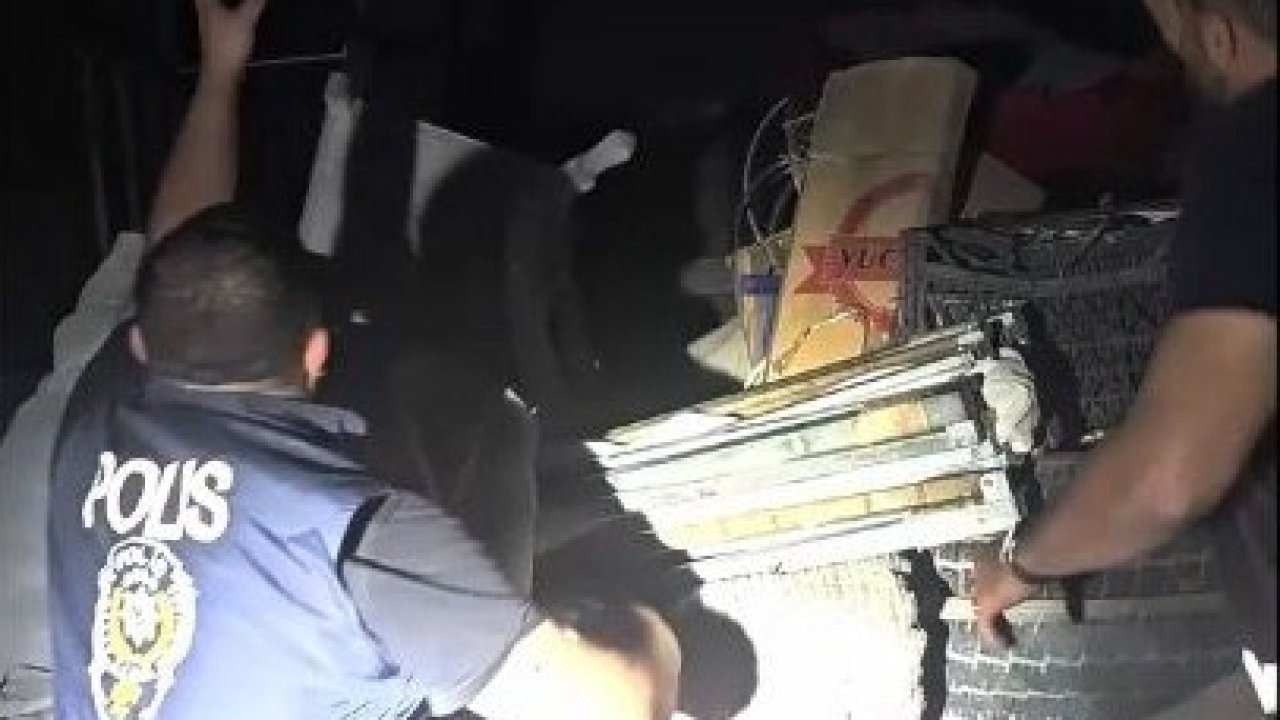Fan ve klima düzeneğinin içerisinde 11 düzensiz göçmen çıktı